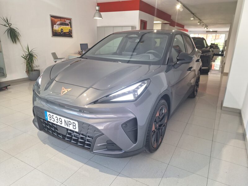 NOU CUPRA RAVAL